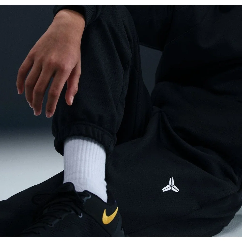 Nike Big Kids Kobe Therma-FIT Pants Sweatpants Black Small NEW $52
